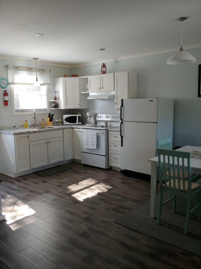 Lavenia Rose Cottages, Sunrise Cottage Catalina Eksteriør billede